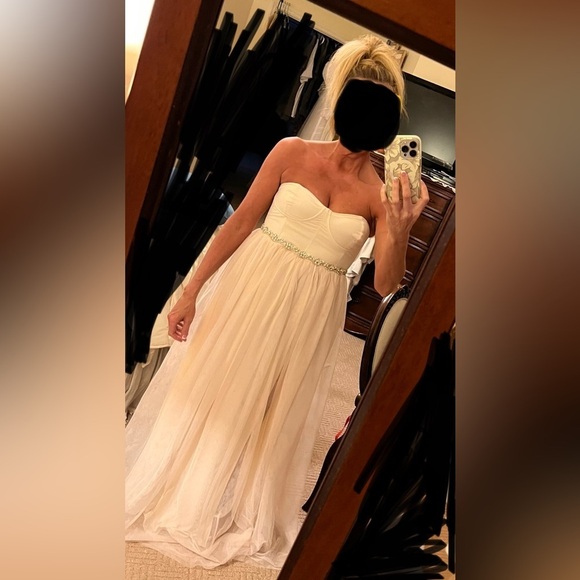 Showpo. Dresses & Skirts - Custom At the Alter maxi corset strapless dress in Cream Size 4